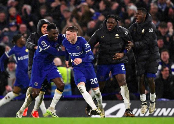  帕尔默球衣登顶热销榜，切尔西周边收益暴涨  