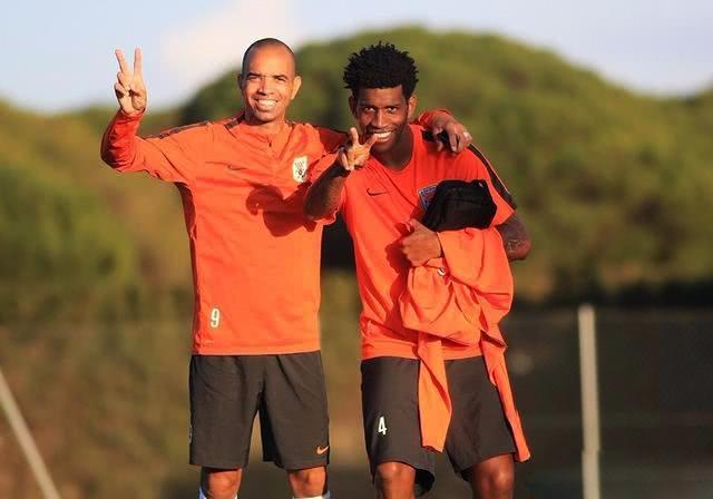  米兰新援吉鲁首秀即建功  